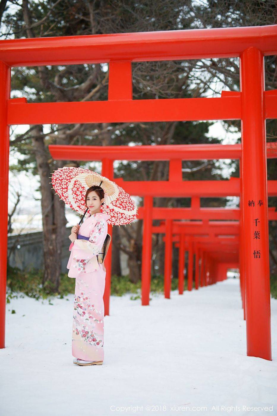 秀人网丽质和服美女猫宝粉色比基尼内衣诱惑北海道旅拍-43