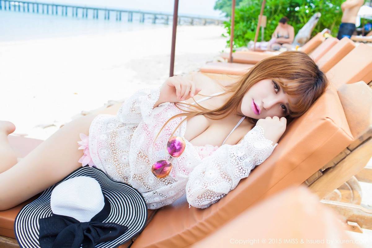 爱蜜社性感女神LalaBaby啦啦前凸后翘比基尼泰国普吉岛旅拍-46