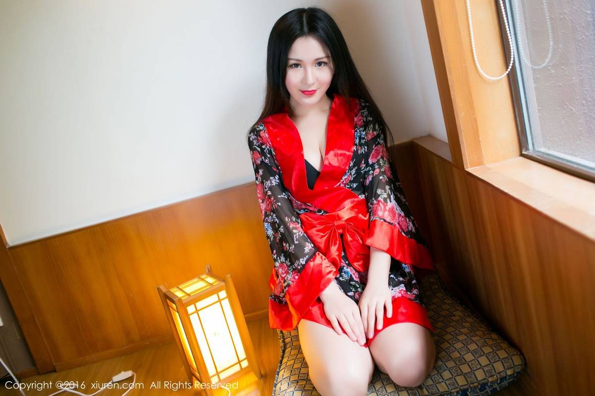 秀人网性感女神唐雨辰TYC和服美胸长腿珠海御温泉旅拍-45