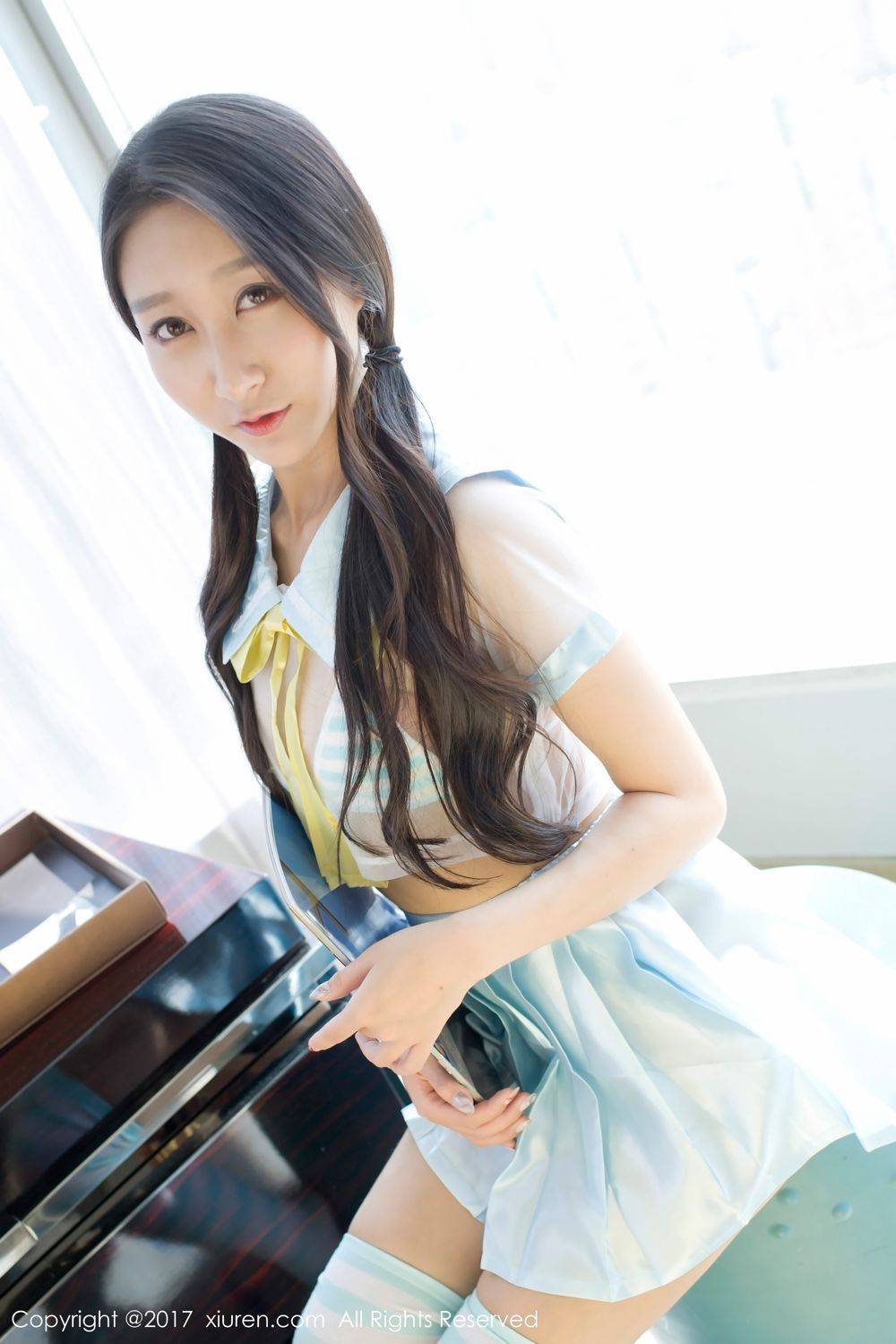 秀人网极品美女赵熙儿丝袜美腿学生装制服大尺度内衣诱惑-26