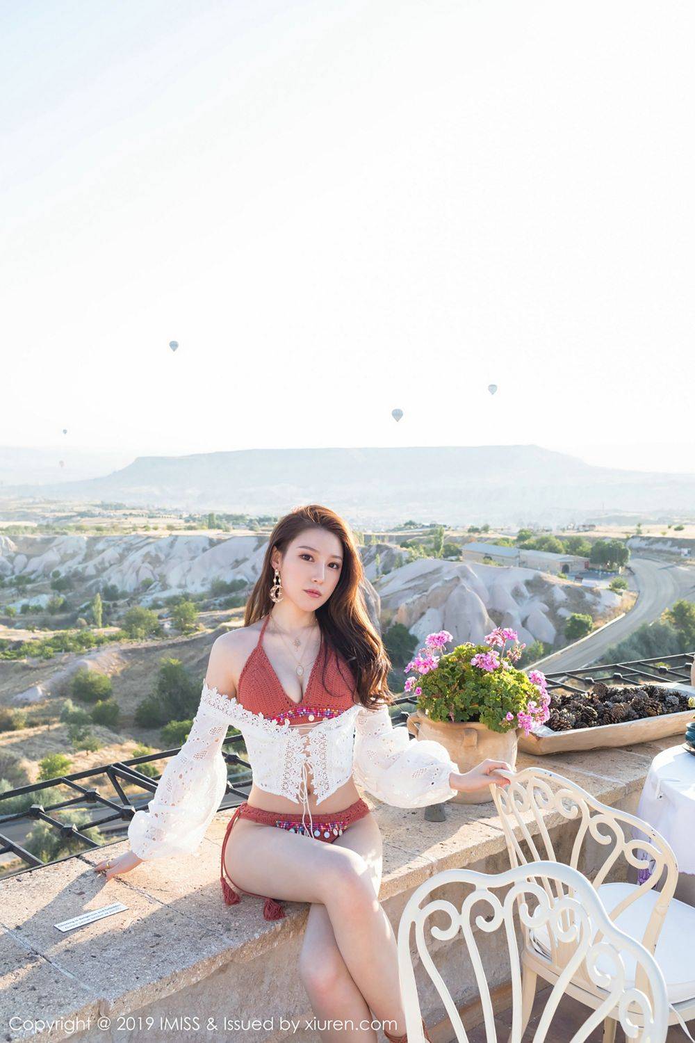 爱蜜社气质美女Lynn刘奕宁美胸翘臀土耳其户外性感旅拍-7