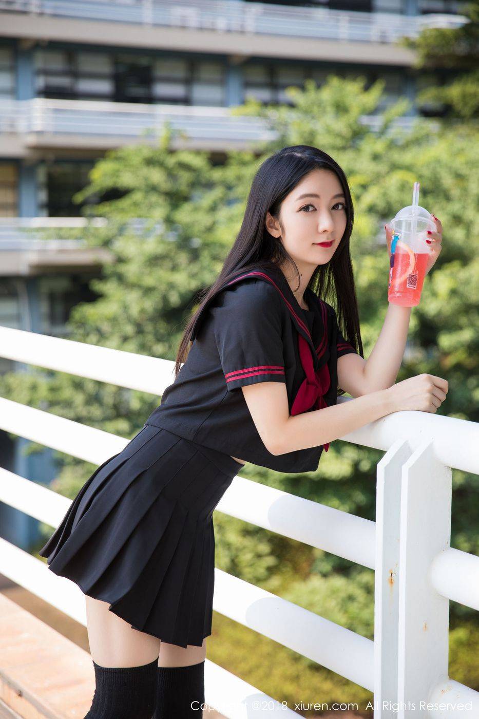 秀人网骨感女神Angela小热巴英伦校服丝袜美腿制服诱惑美图-6