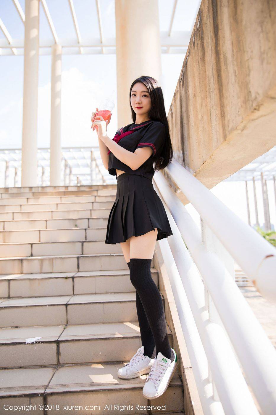 秀人网骨感女神Angela小热巴英伦校服丝袜美腿制服诱惑美图-11