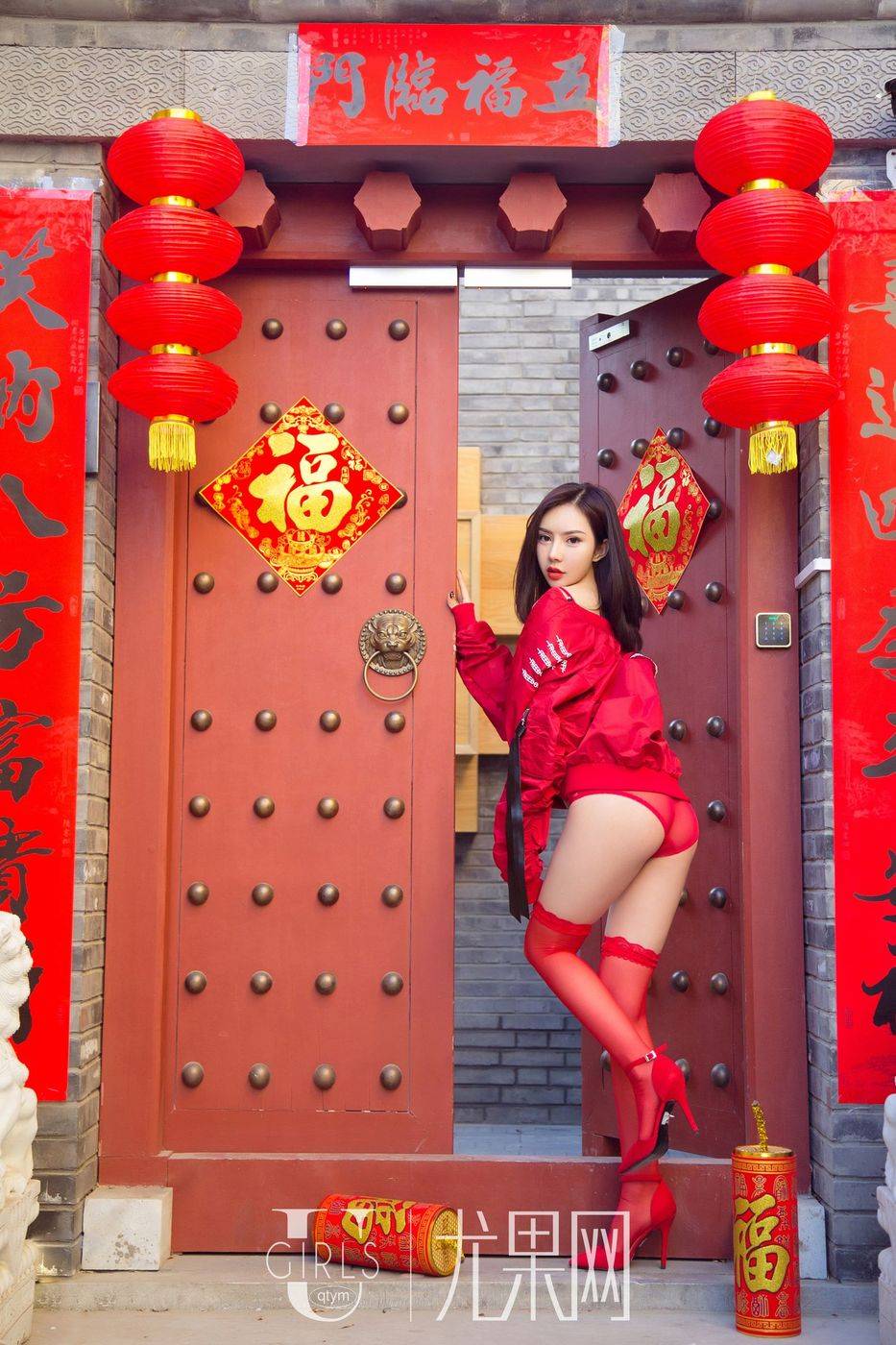 尤果网性感姐妹花安柔Anrou&Angela小热巴内衣诱惑春节特辑-44