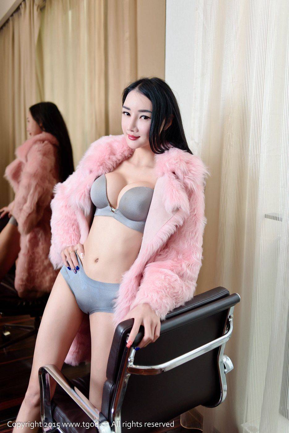 推女神性感女神婕西儿jessie白皙美胸极品身材大尺度美图-23