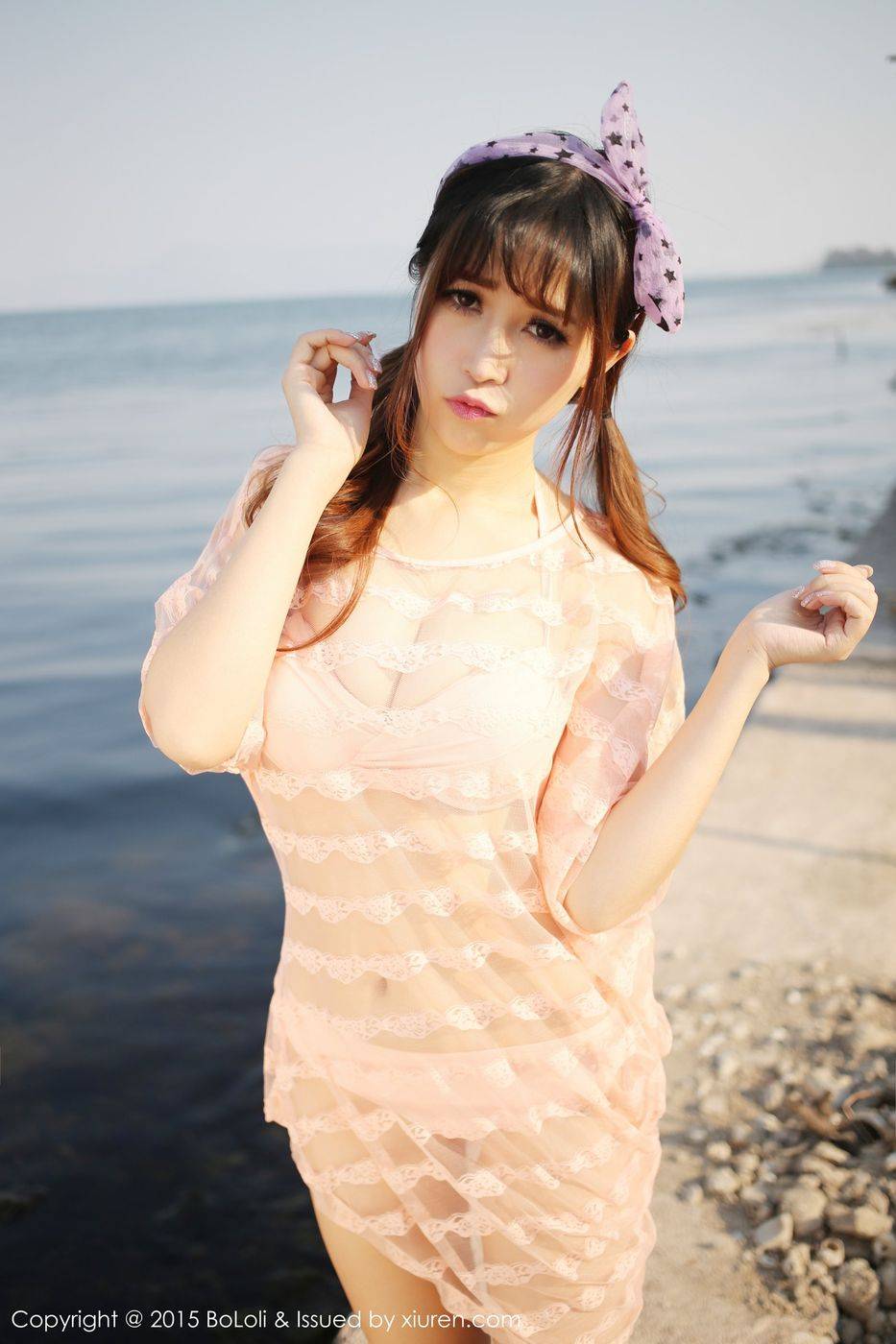 波萝社宅男女神张优ayoyo童颜巨乳内衣诱惑大理户外旅拍-23