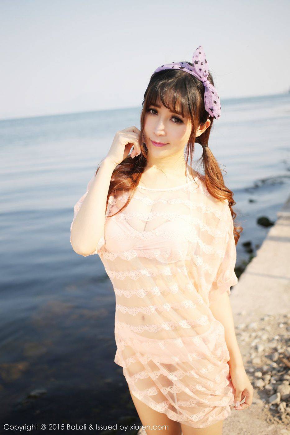 波萝社宅男女神张优ayoyo童颜巨乳内衣诱惑大理户外旅拍-25