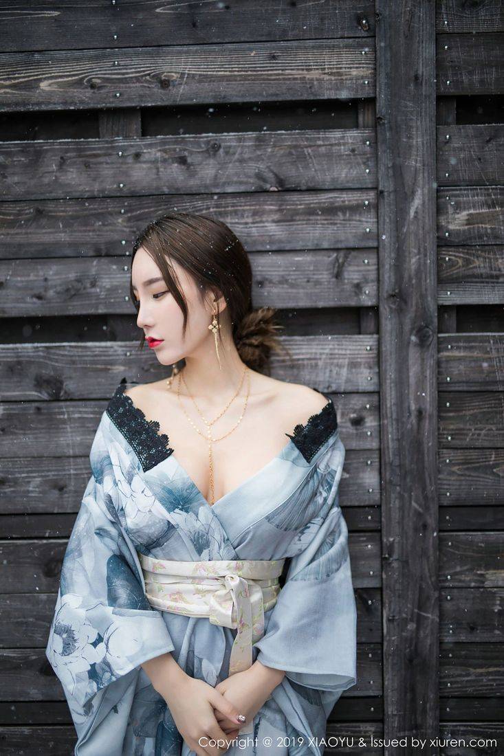 秀人网性感女神周于希Sandy和服爆乳极品身材北海道旅拍写真-27