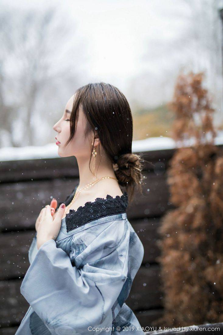 秀人网性感女神周于希Sandy和服爆乳极品身材北海道旅拍写真-26