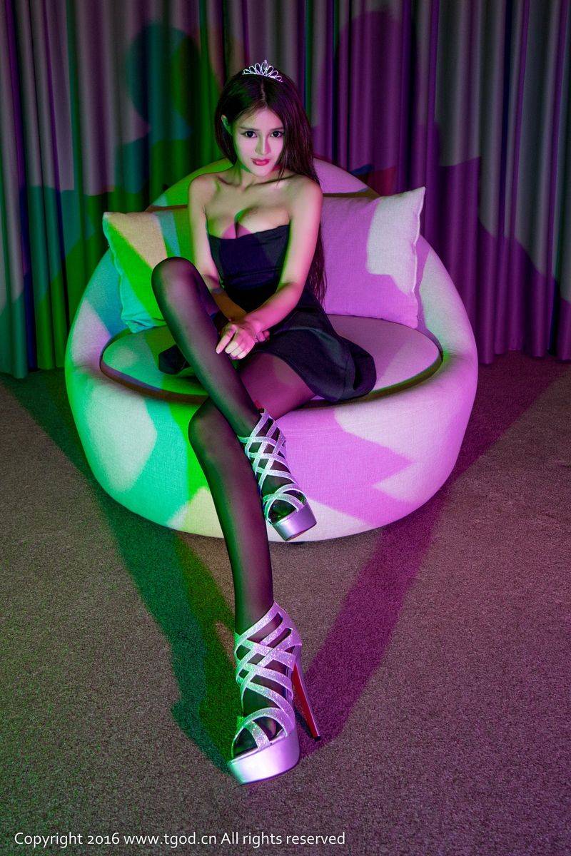 推女神性感美女王乔恩Abby比基尼诱惑越南芽庄大尺度旅拍-21