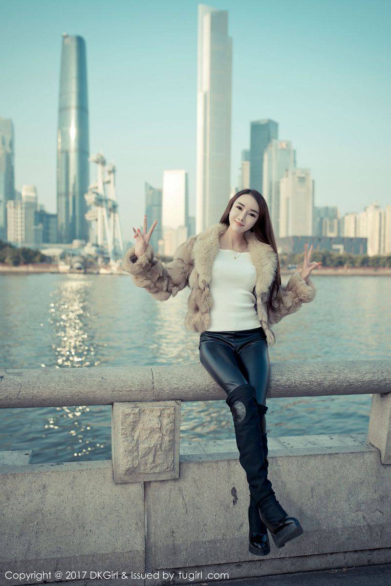 御女郎美女模特婕西儿jessie浴室比基尼羊城小蛮腰写真-19