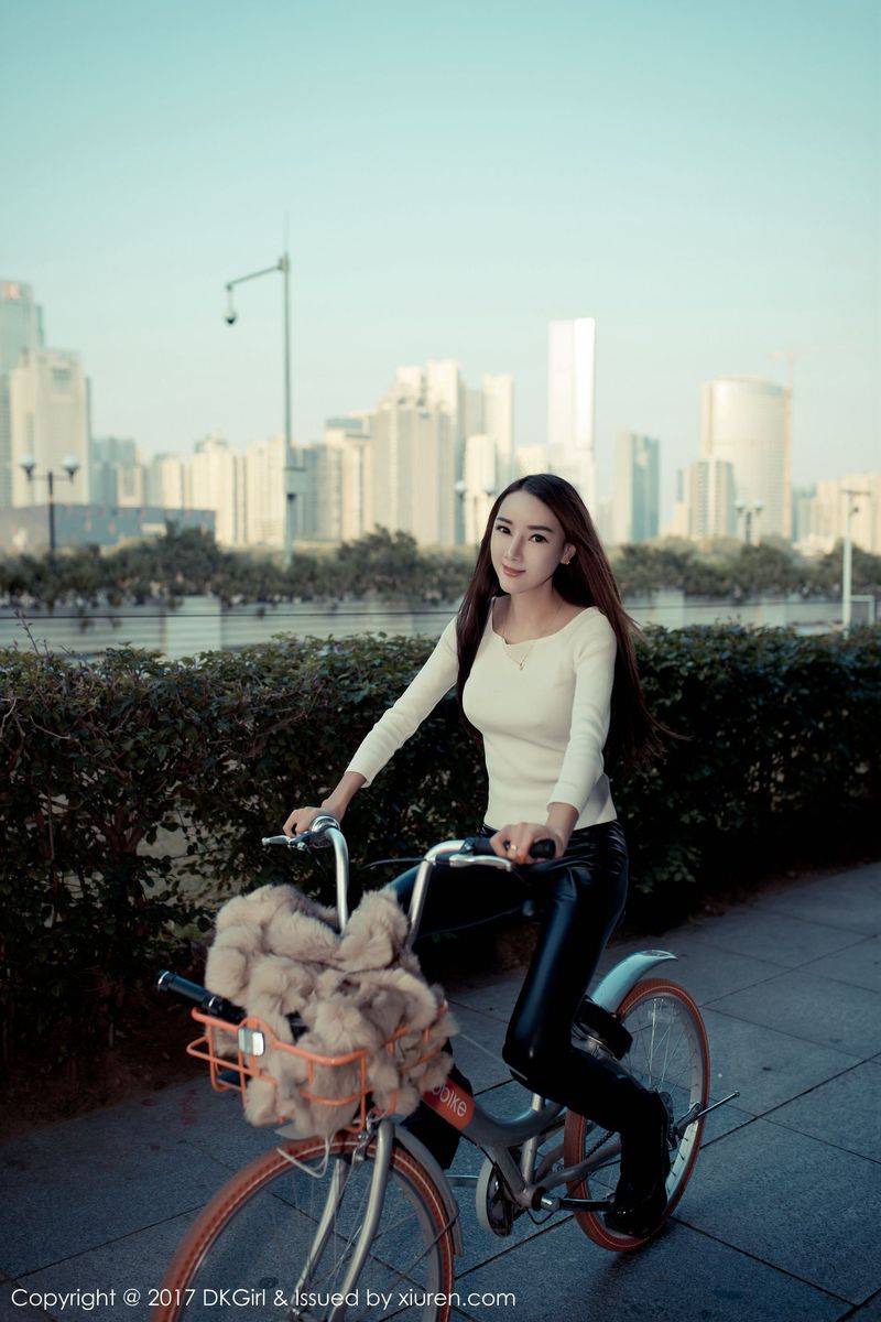 御女郎美女模特婕西儿jessie浴室比基尼羊城小蛮腰写真-22