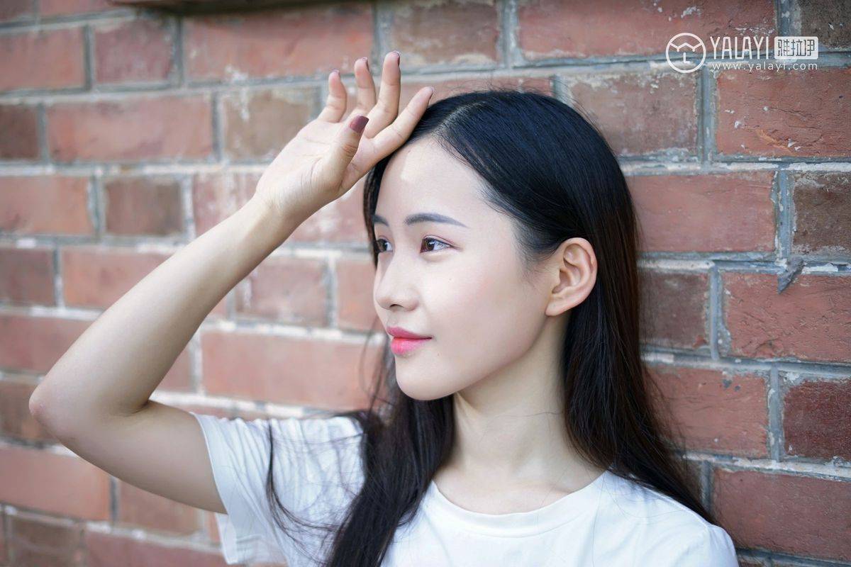 雅拉依清纯美女模特卡柔校园邂逅学姐回眸一笑清新美图-37