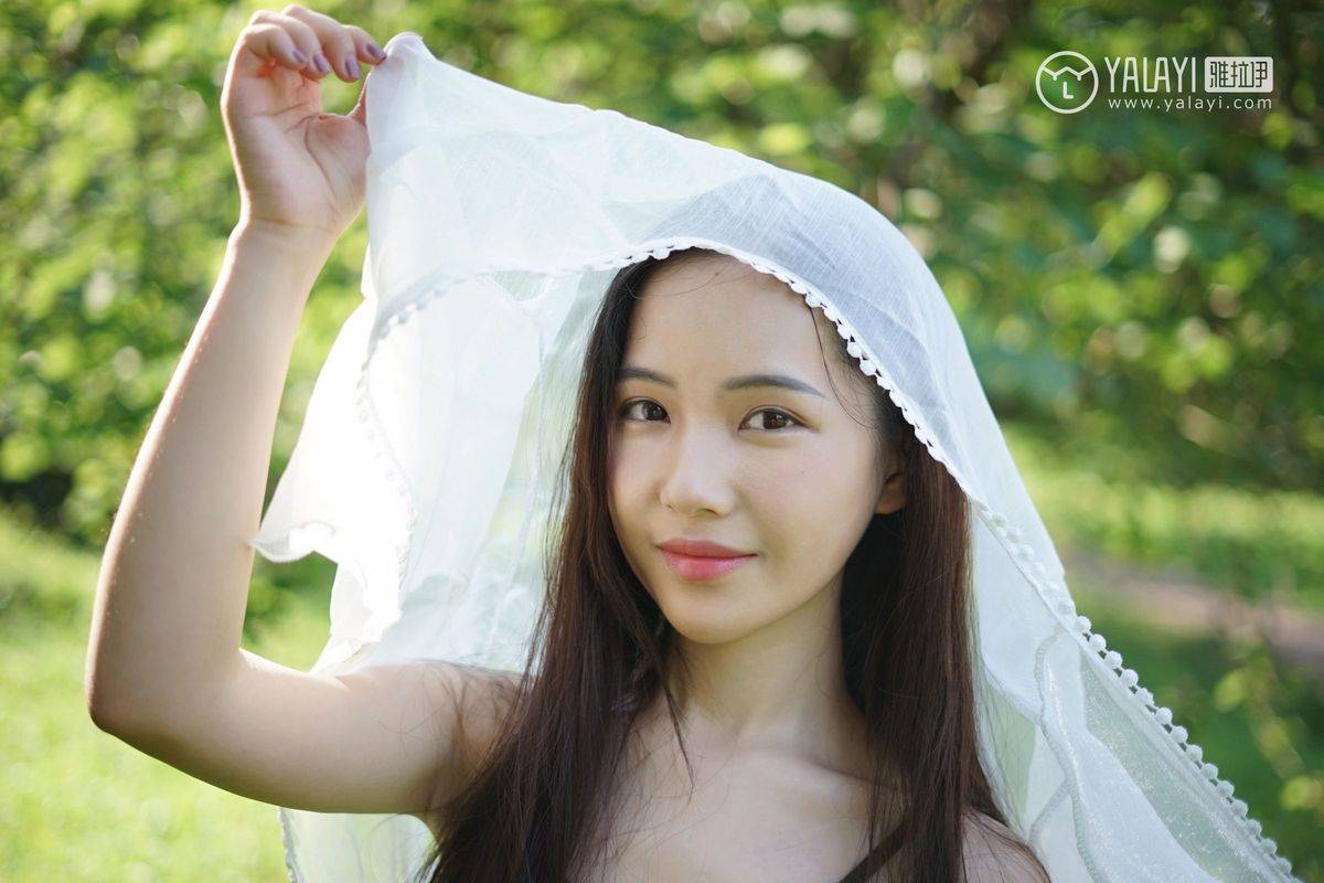 雅拉依清纯美女模特卡柔校园邂逅学姐回眸一笑清新美图-39