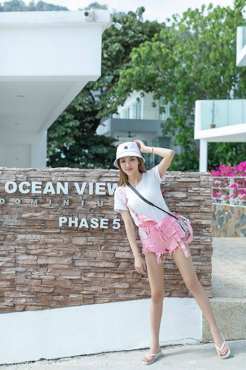 爱蜜社新人模特美琪vicky颜值与气质兼具小清新首套写真-7