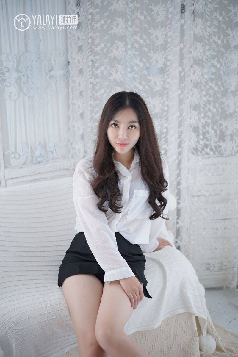 雅拉依气质美女沈紫云透视白衬衫隐显文胸修长美腿写真-9