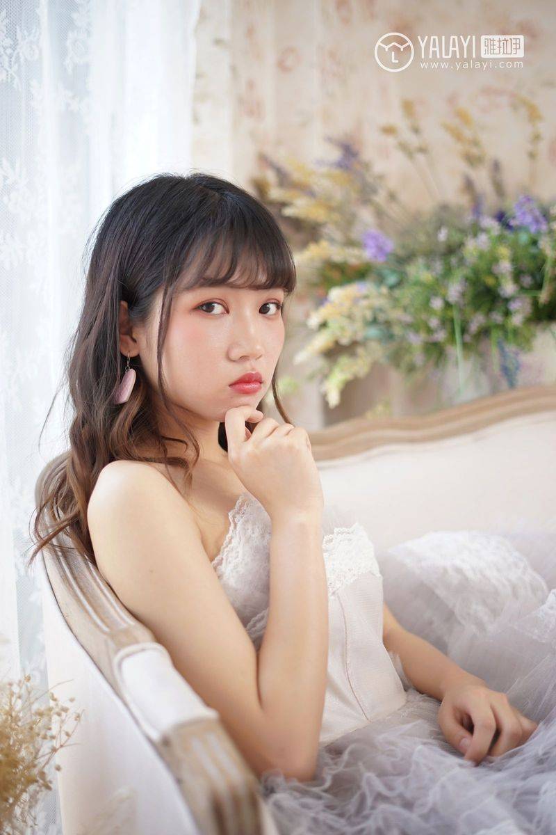 YALAYI雅拉依清纯美女公主小兔子薄纱裙唯美迷人写真-12