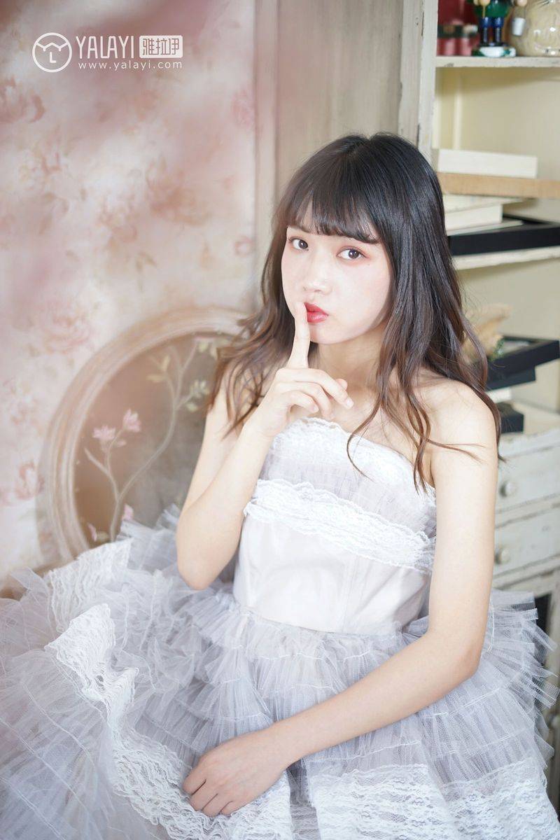 YALAYI雅拉依清纯美女公主小兔子薄纱裙唯美迷人写真-18