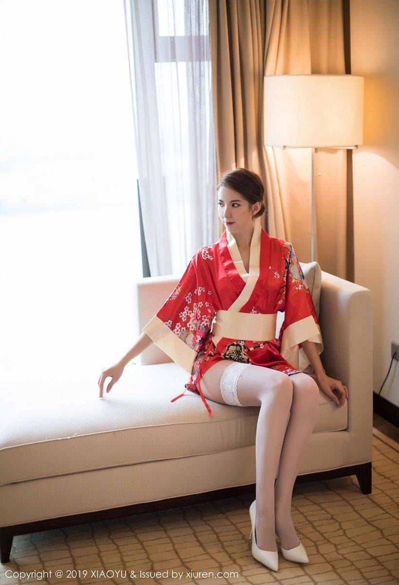 语画界性感女神陈良玲carry大红和服丝袜美腿内衣诱惑写真-10