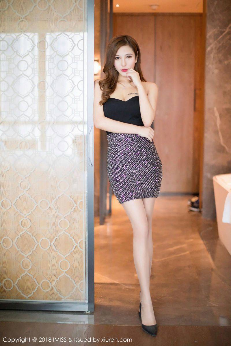 爱蜜社新人模特兔小兔Cccil丝袜美腿内衣诱惑大尺度写真-6