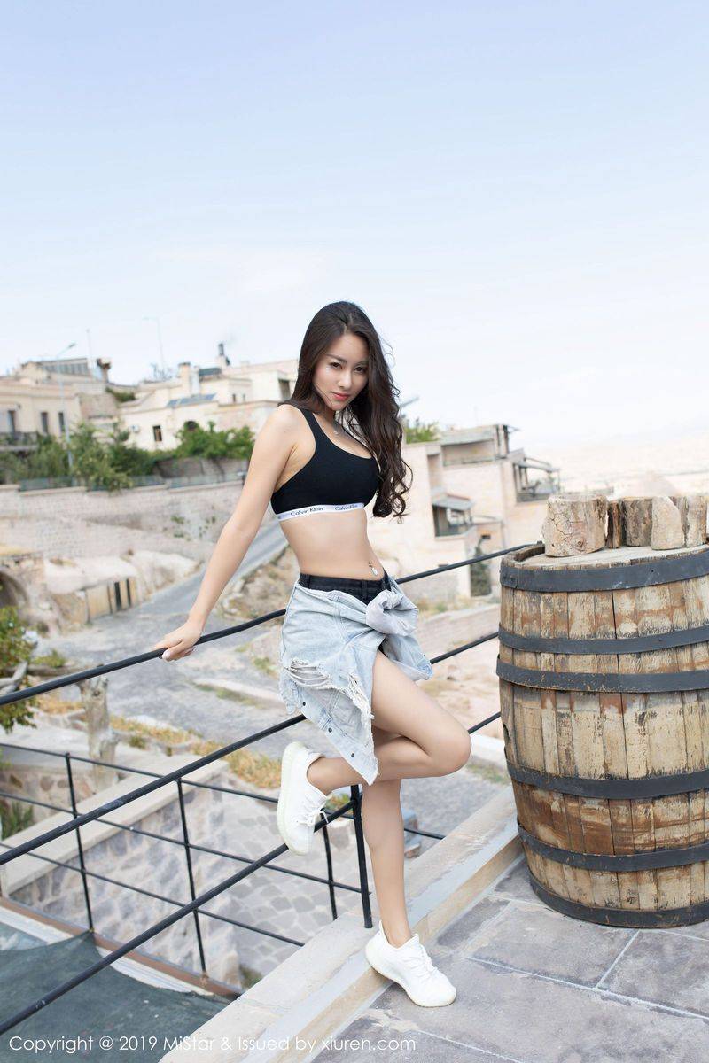 魅妍社气质美女穆菲菲性感旗袍诱惑翘臀土耳其户外旅拍-36