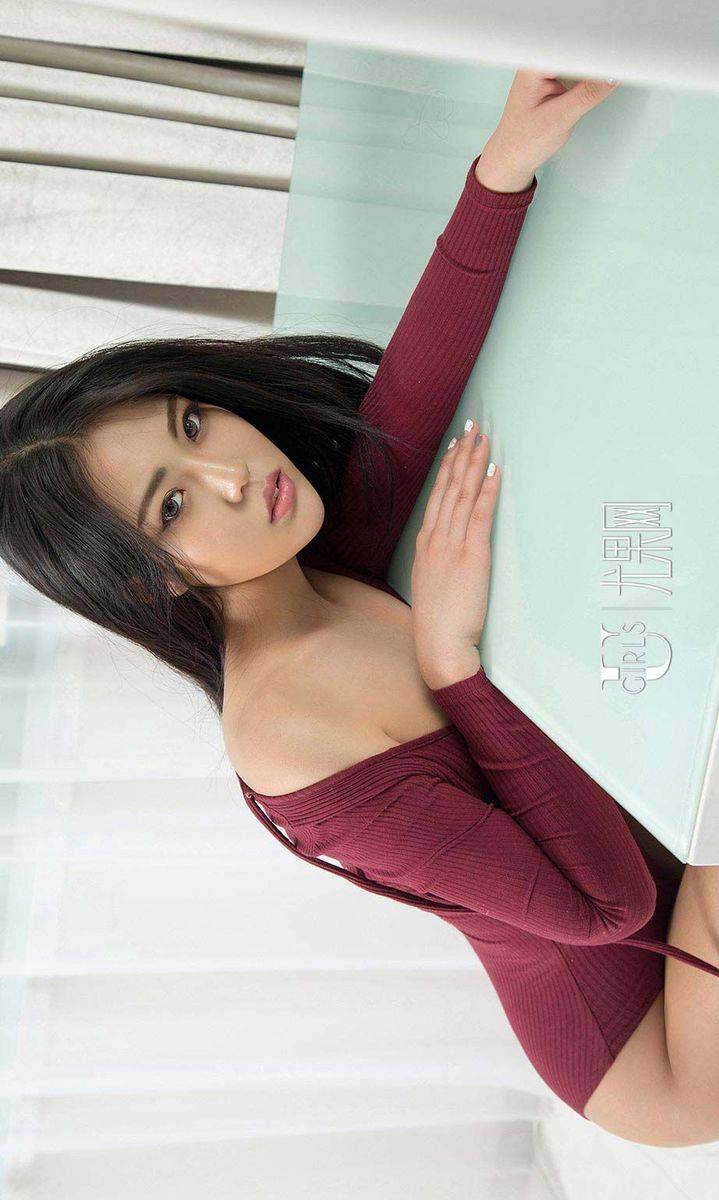 尤果网冷艳美女明娜黑色皮裤高耸爆乳丁字裤内衣诱惑美图-33