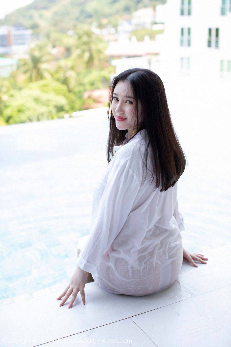 爱蜜社欧派女神恩一白衬衫黑丝美腿湿身诱惑普吉岛旅拍-23