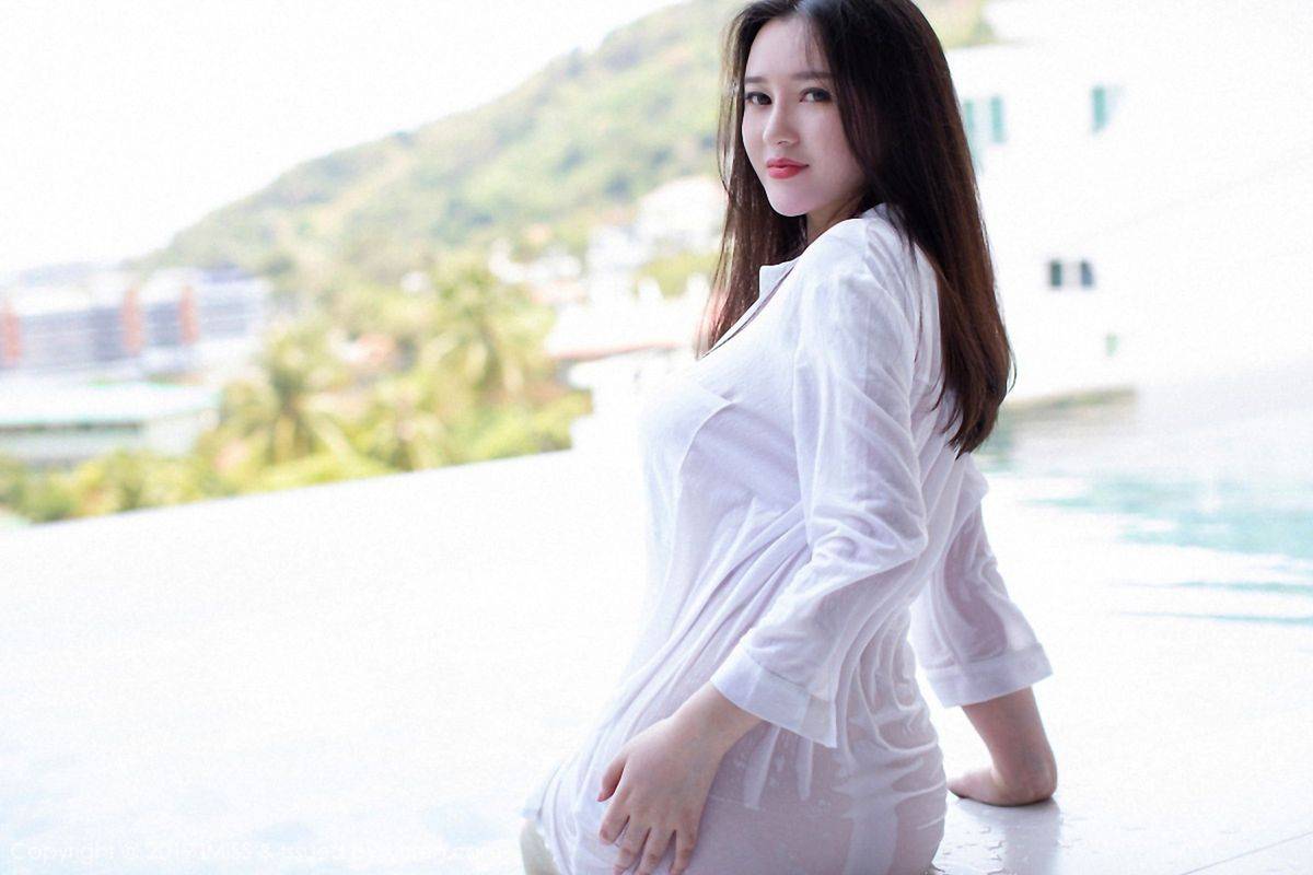 爱蜜社欧派女神恩一白衬衫黑丝美腿湿身诱惑普吉岛旅拍-30