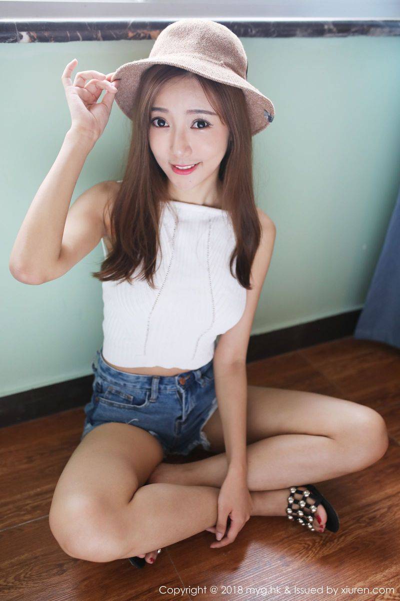 美媛馆性感女神王馨瑶yanni甜美草帽气质优雅OL写真-17