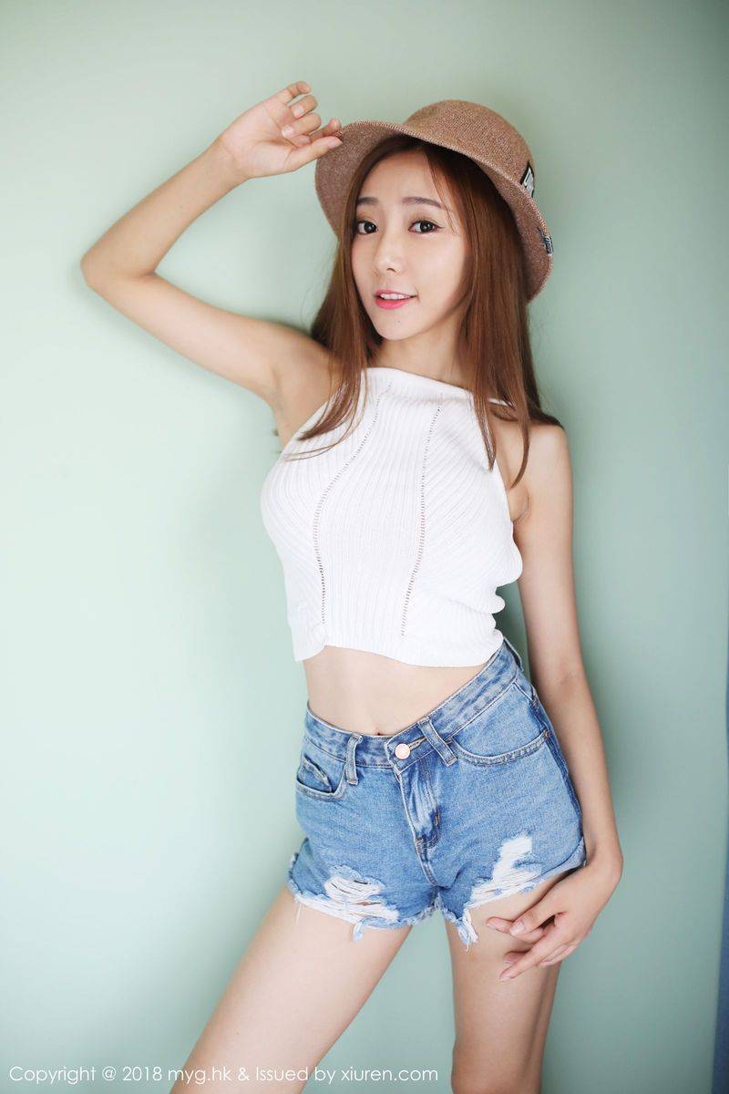 美媛馆性感女神王馨瑶yanni甜美草帽气质优雅OL写真-32