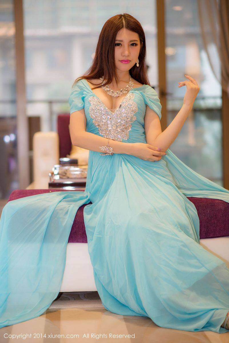 美媛馆美女模特绮里嘉ula护士装制服湿身诱惑泰国旅拍-53