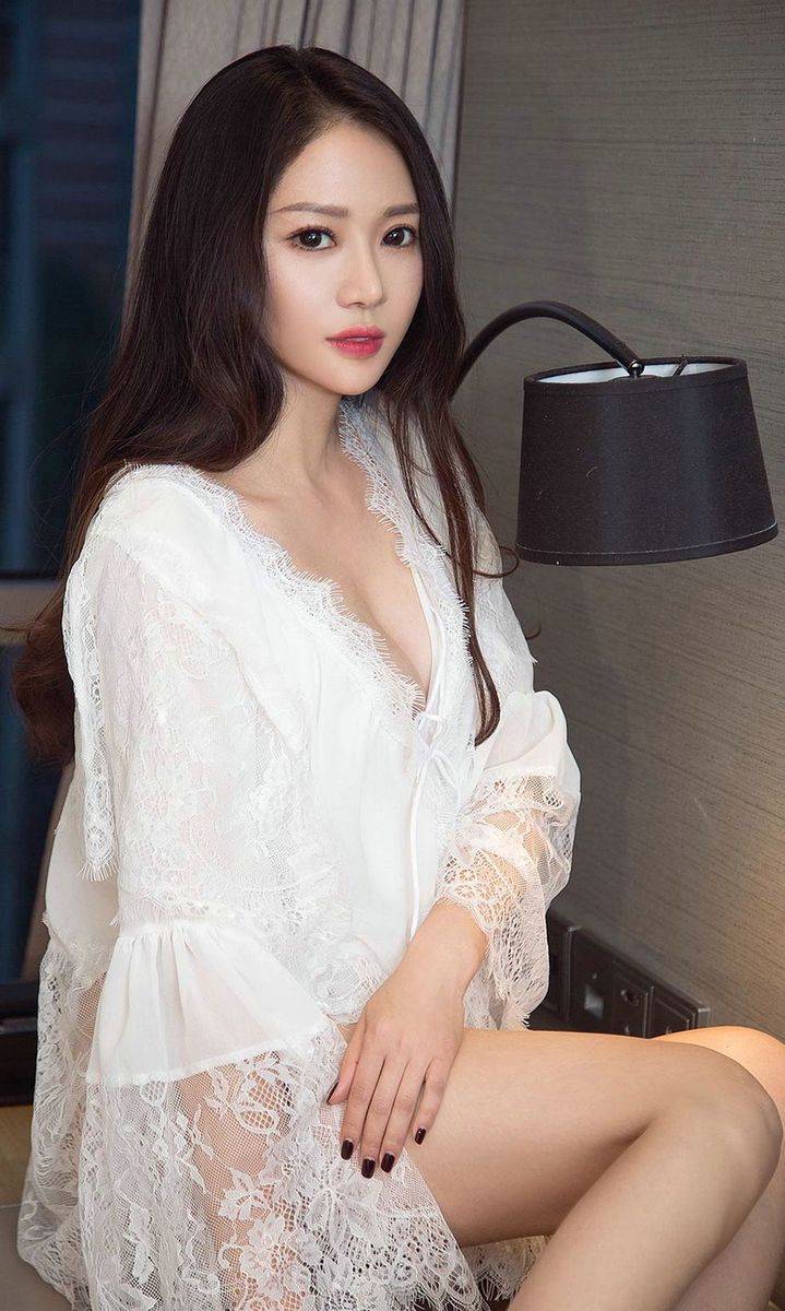 尤果网美女模特张可可白衬衫性感翘臀内衣诱惑私房写真-9