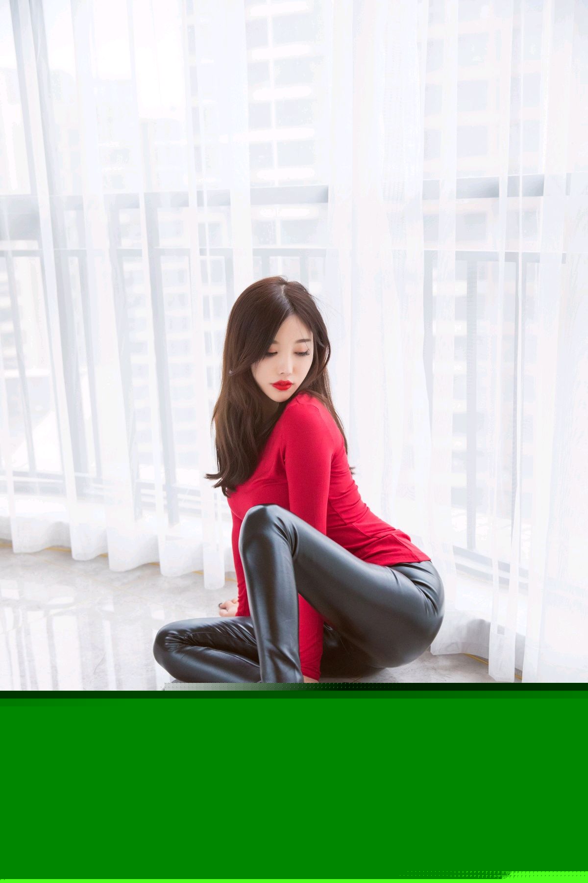 秀人网性感女神杨晨晨sugar极品身材皮裤美腿诱惑写真-32