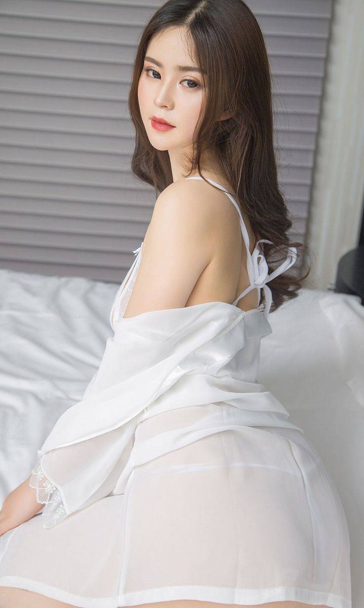 尤果网美女模特任婷婷极品身材白皙爆乳内衣诱惑私房美图-7