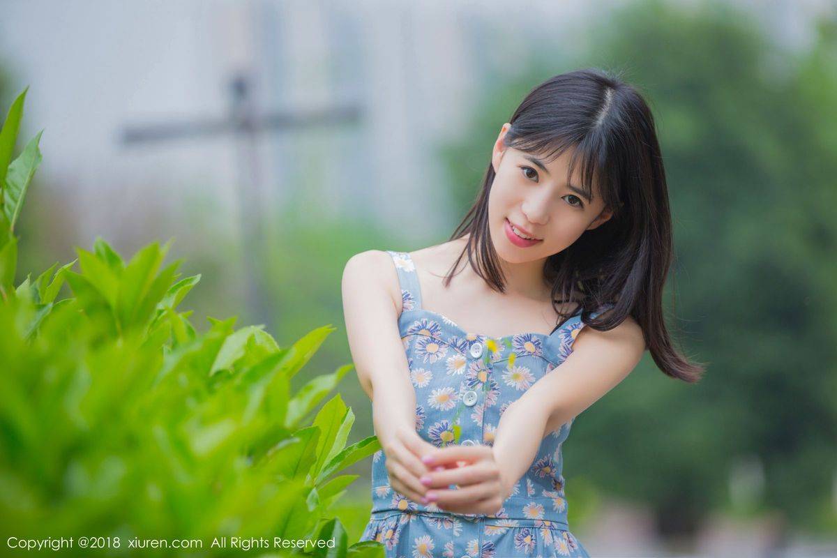 秀人网美女模特艾栗栗学生制服诱惑清新可人私房写真-47