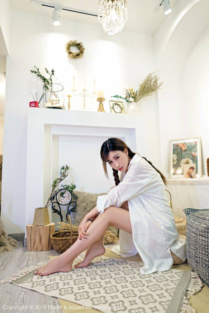 嗲囡囡新人模特星星star纯白风格修长美腿首套唯美写真-4