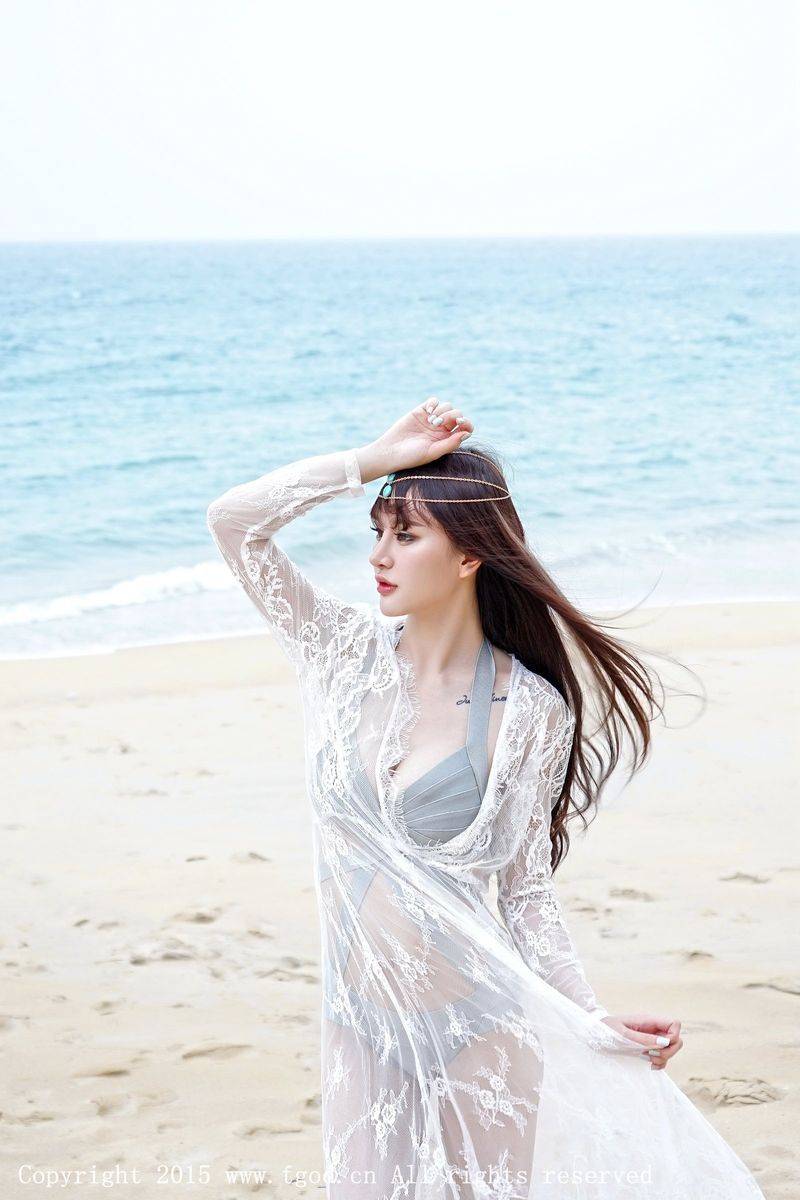 推女神美女模特Cheryl青树沙滩比基尼美胸翘臀普吉岛旅拍-2