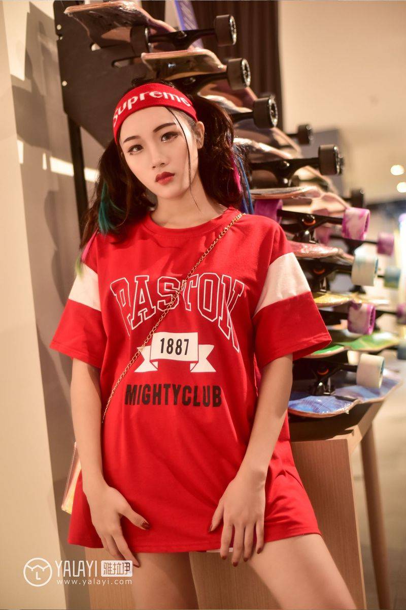 YALAYI雅拉伊清纯美女兔洱周末时光修长美腿街拍美图-13