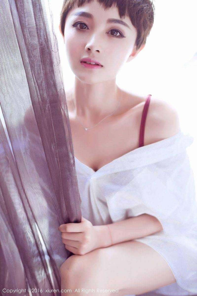 秀人网短发美女空姐babykiki白衬衫浴缸湿身诱惑写真-32