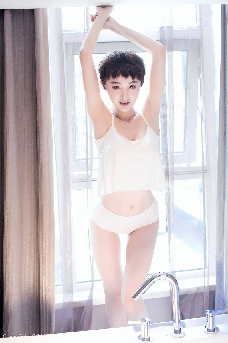 秀人网短发美女空姐babykiki白衬衫浴缸湿身诱惑写真-41