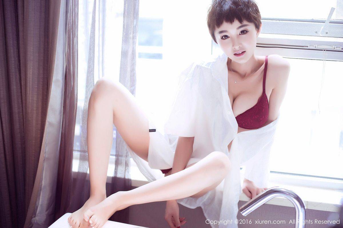 秀人网短发美女空姐babykiki白衬衫浴缸湿身诱惑写真-73