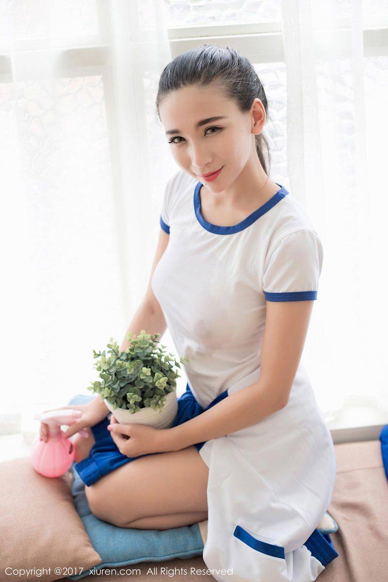 秀人网清纯美女赵颖ZY青春校服系美胸细腰内衣诱惑套图-47