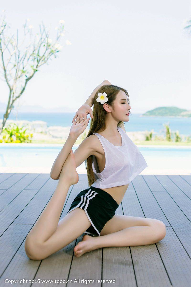 推女神性感美女伍月yuer沙滩比基尼内衣诱惑越南芽庄旅拍-5