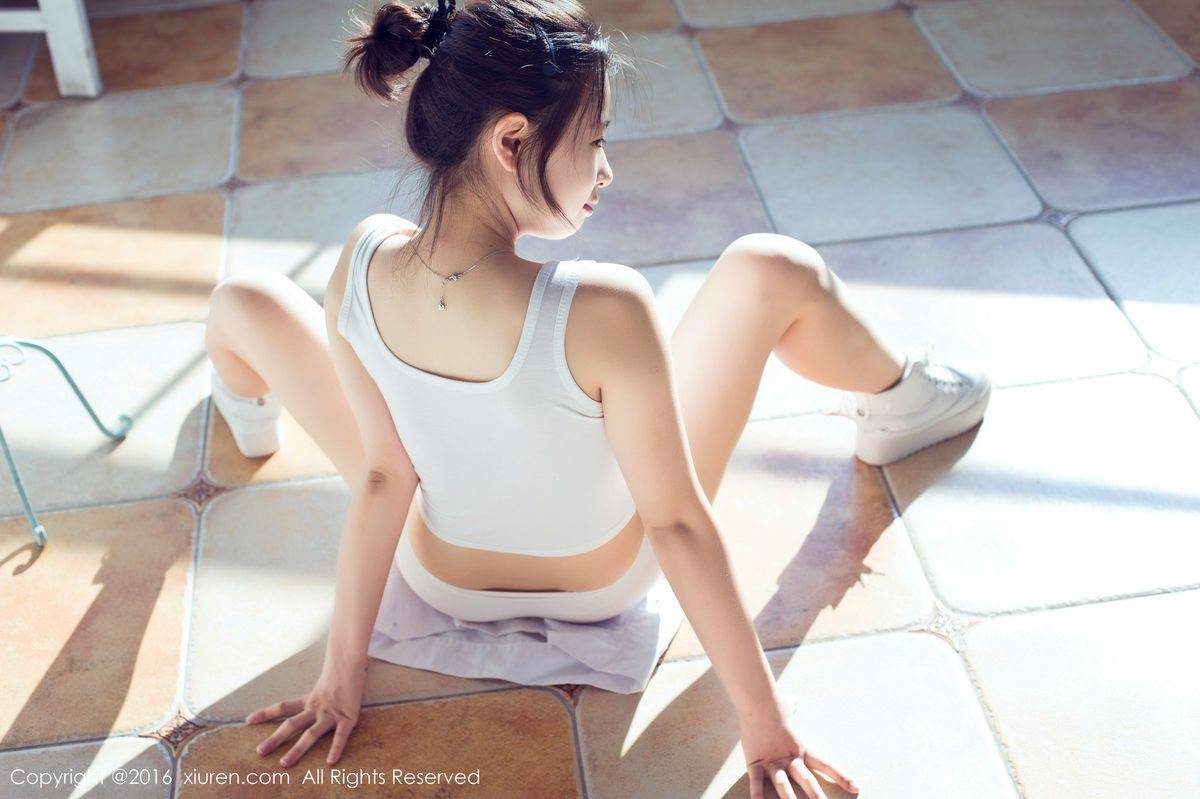 秀人网性感嫩模草莓zz童颜巨乳日系死库水少女造型美图-67