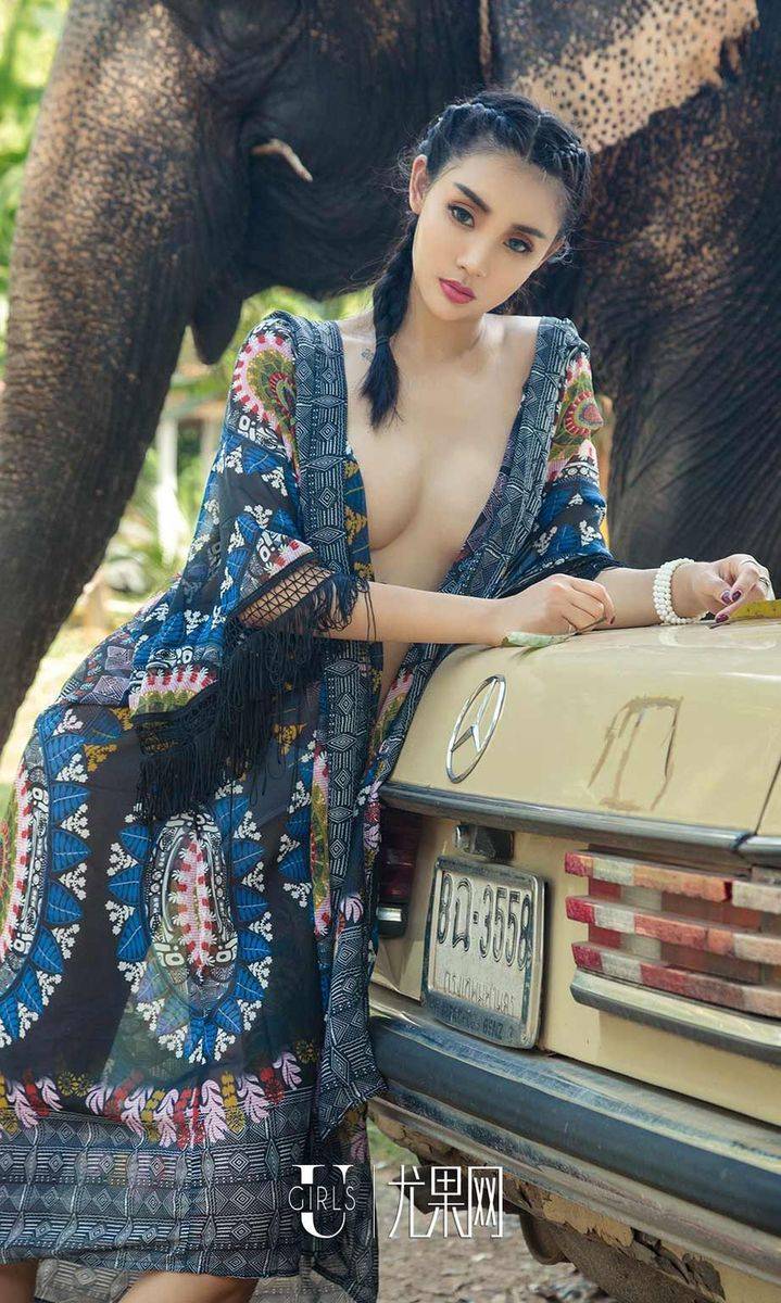 尤果网美女模特尤菲儿冷血蟒蛇缠身户外野外写真套图-14