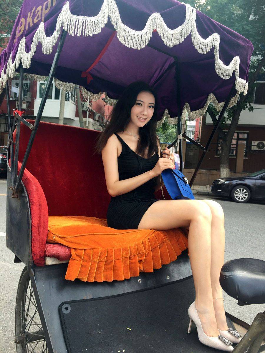 推女郎美女模特果儿Victoria袅娜娉婷挺拔爆乳惹火写真-11