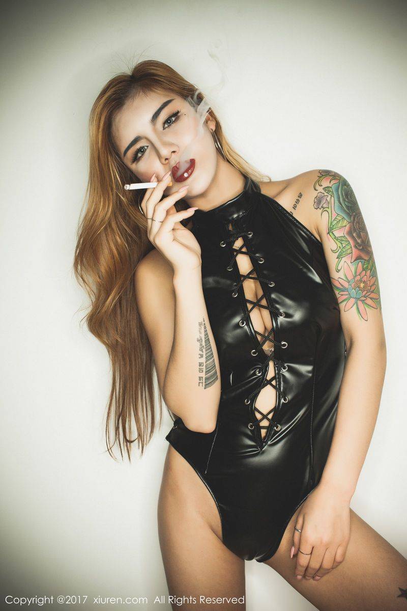 秀人网姐妹花黄炜婷Tina&代子白皙美胸豹纹内衣诱惑写真合集-50