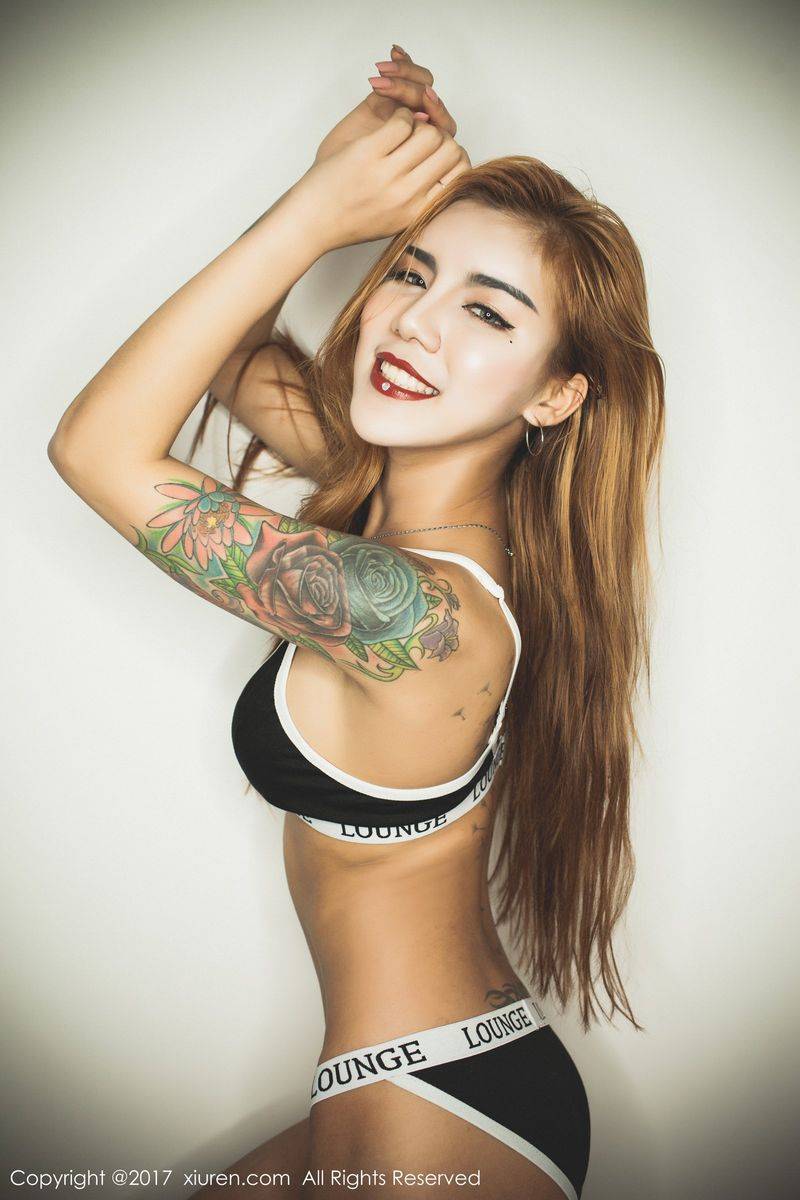 秀人网姐妹花黄炜婷Tina&代子白皙美胸豹纹内衣诱惑写真合集-43