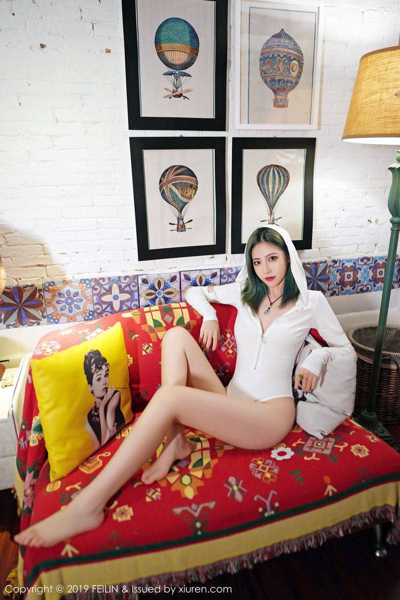 嗲囡囡新人模特小樱和修长美腿曼妙身材美胸翘臀首套写真-41