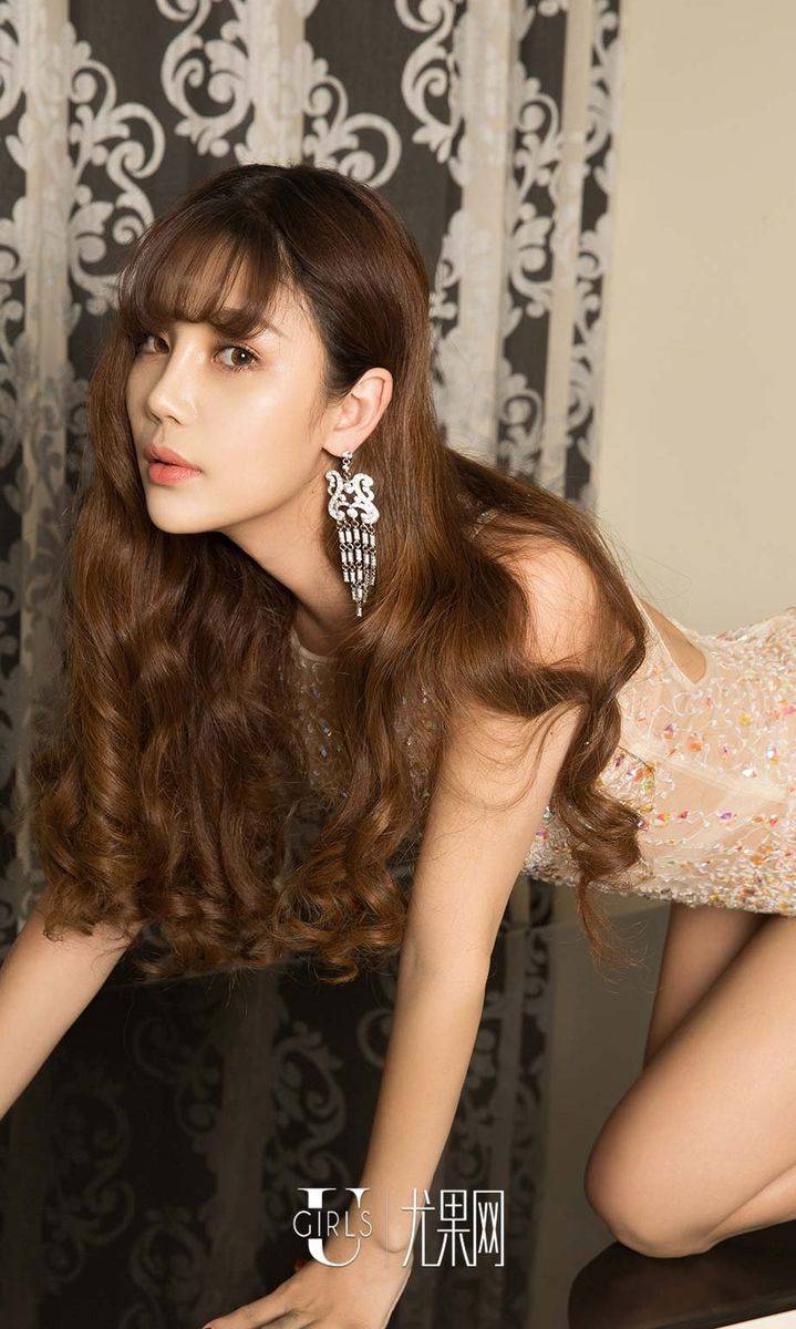 尤果网性感尤物周予然透视蕾丝白皙爆乳内衣诱惑写真-5